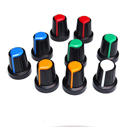 Ручки пластиковые для потенциометров серии BLKN15x17-D6