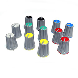 Ручки пластиковые для потенциометров серии BLKN12x15-F6